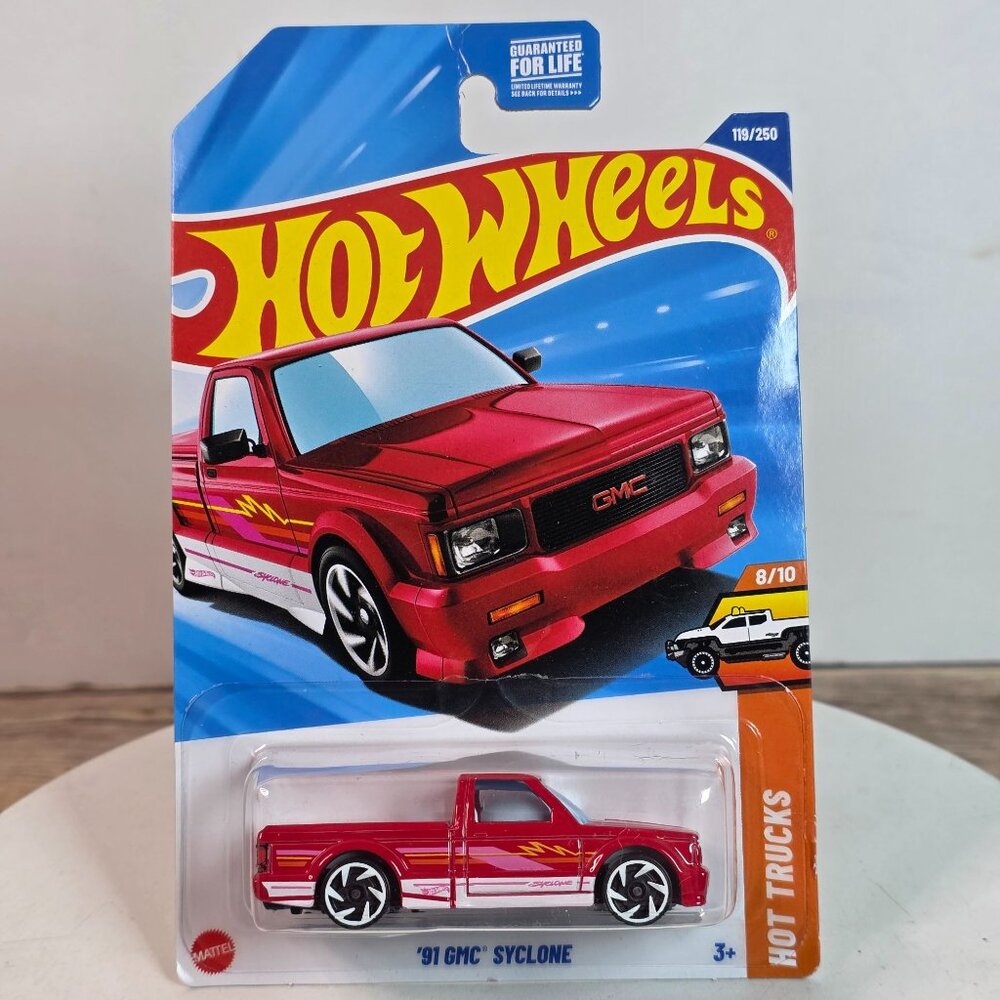 Hot Wheels 1991 GMC Syclone Die-Cast Toy Truck Model 119/250 1:64 Scale Red & Wh